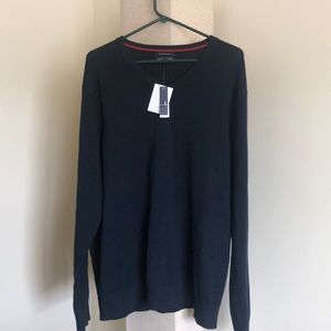 Men’s Lands End classic v-neck